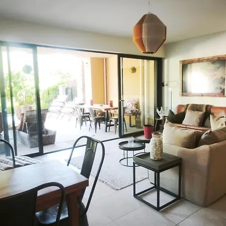 Spacieux Avec Terrasse En Centre D'uzès Appartamento *