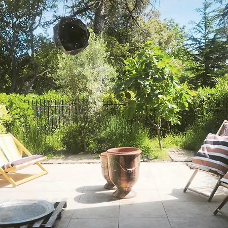 Spacieux Avec Terrasse En Centre D'uzès